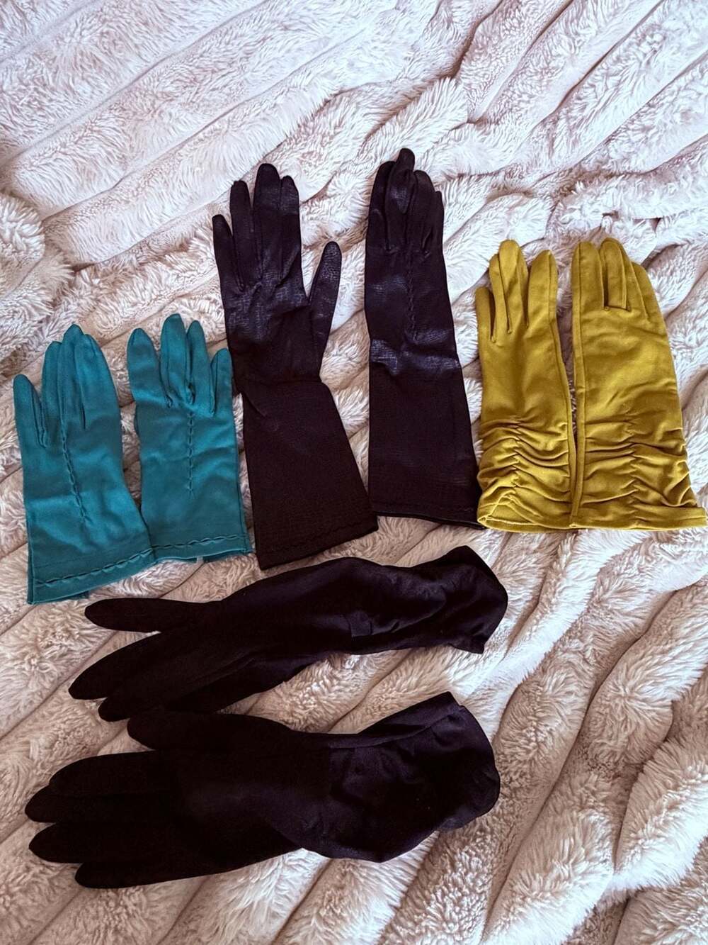 Lot of 4 Pairs Vintage Women's Dress Gloves Various Colors